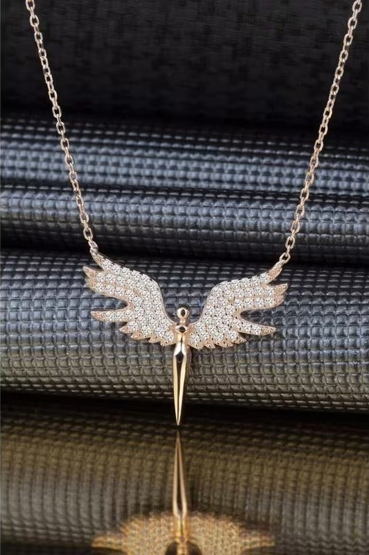 "Angel’s Aura" - Zirkon Taşlı Premium Kolye